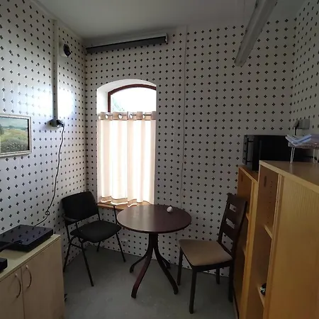 Jaama & Office In A Historic Wooden House Апартаменты