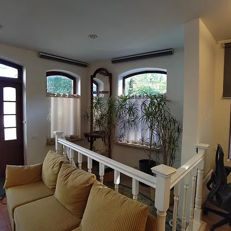 Jaama & Office In A Historic Wooden House Апартаменты